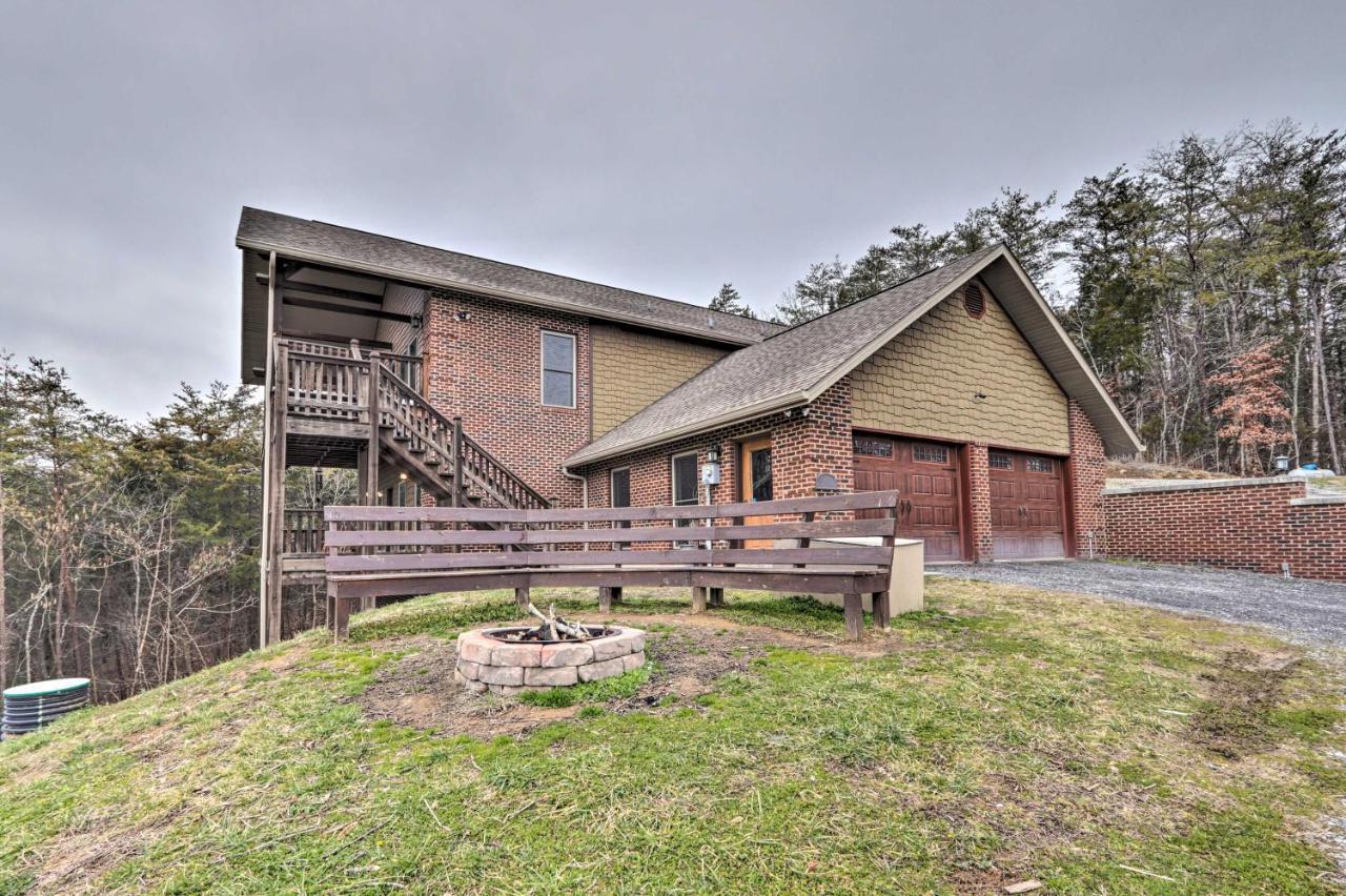 Pet-Friendly Smoky Mountain Retreat With Game Room! Sevierville Dış mekan fotoğraf