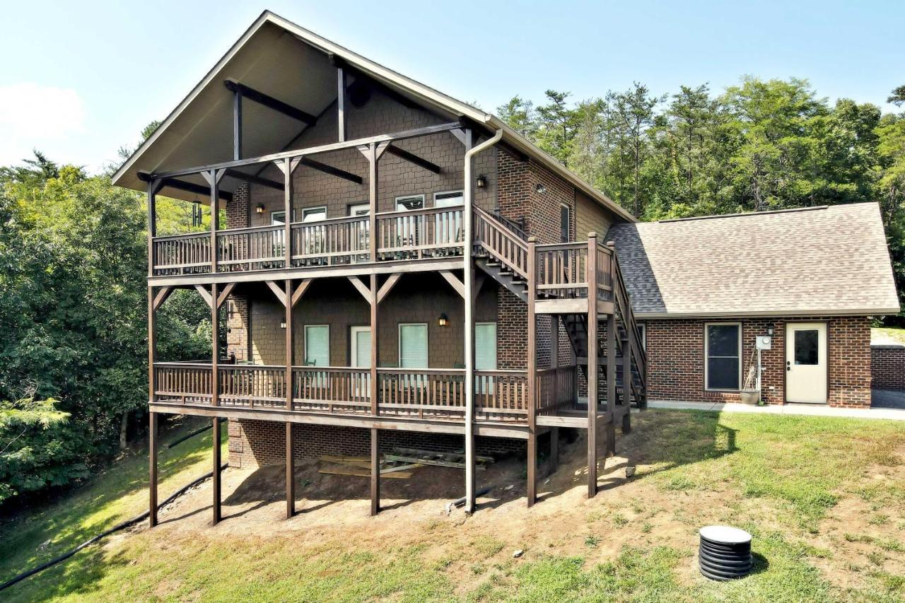 Pet-Friendly Smoky Mountain Retreat With Game Room! Sevierville Dış mekan fotoğraf